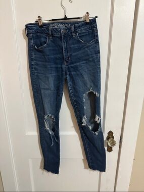 American Eagle Outfitters Women's Dark Blue Distressed Skinny Jeans